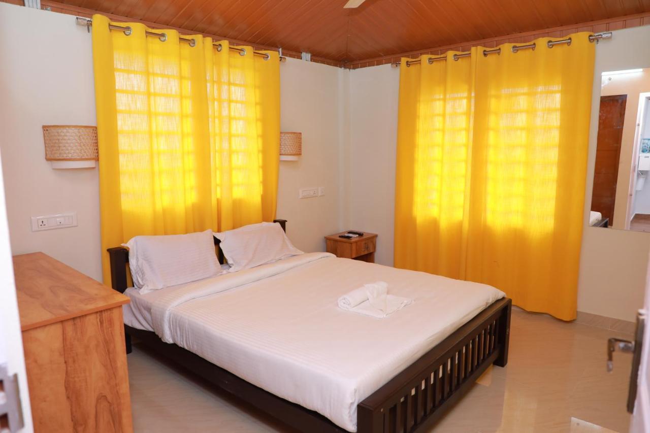 Hôtel Dreamz Airport Residency Cochin à Nedumbassery Extérieur photo