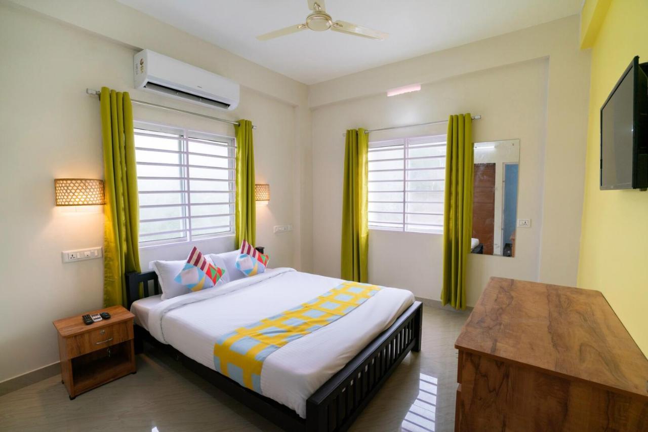 Hôtel Dreamz Airport Residency Cochin à Nedumbassery Extérieur photo