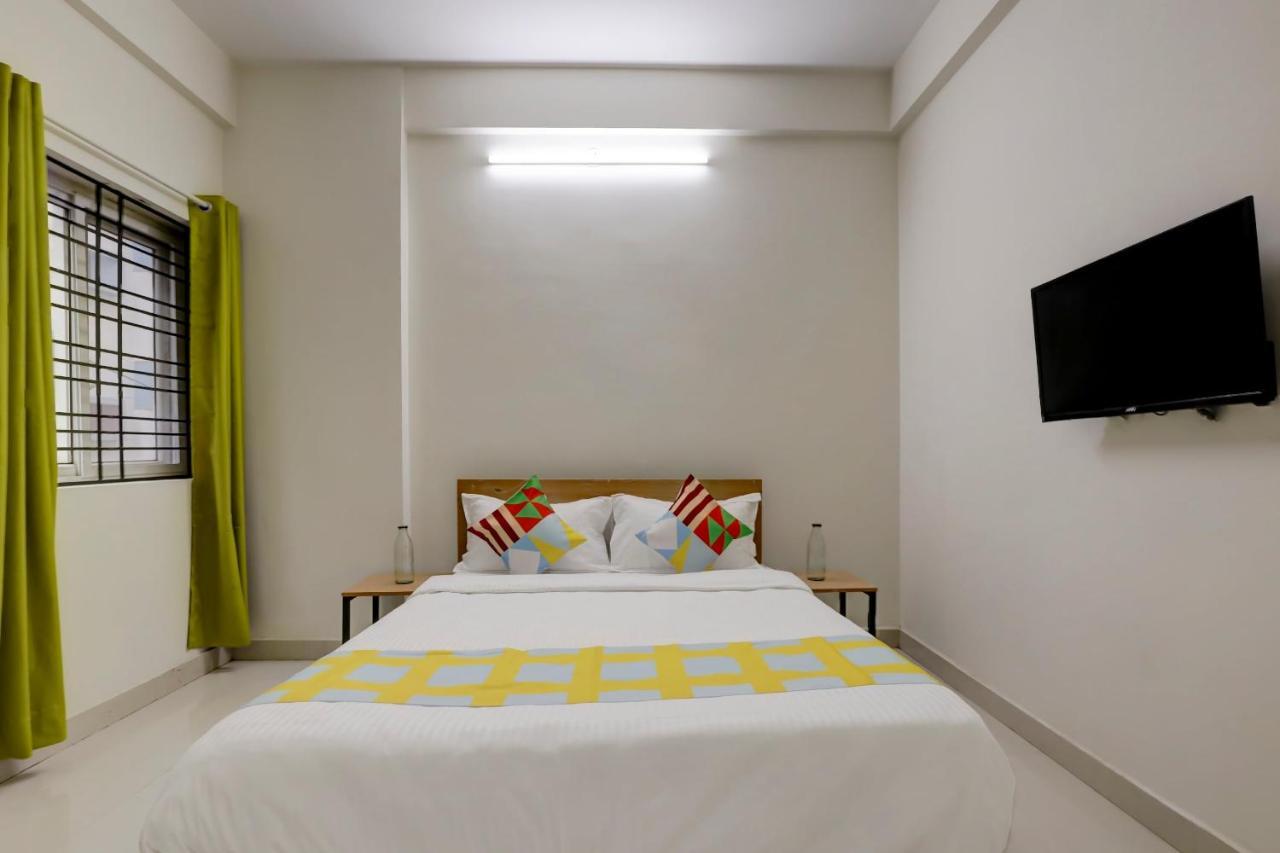 Hôtel Dreamz Airport Residency Cochin à Nedumbassery Extérieur photo